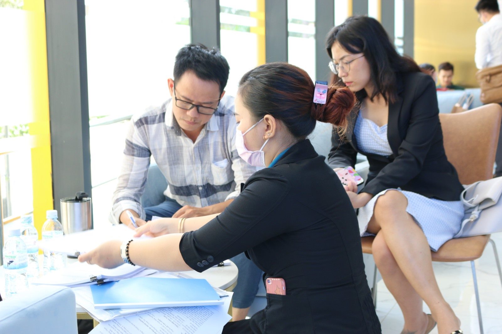 NHÀ MẪU D’LUSSO TIẾP TỤC MỞ CỬA ĐÓN KHÁCH THAM QUAN Sáng nay, nhà mẫu d’Lusso đ 3 NHA MAU DLUSSO TIEP TUC MO CUA DON KHACH