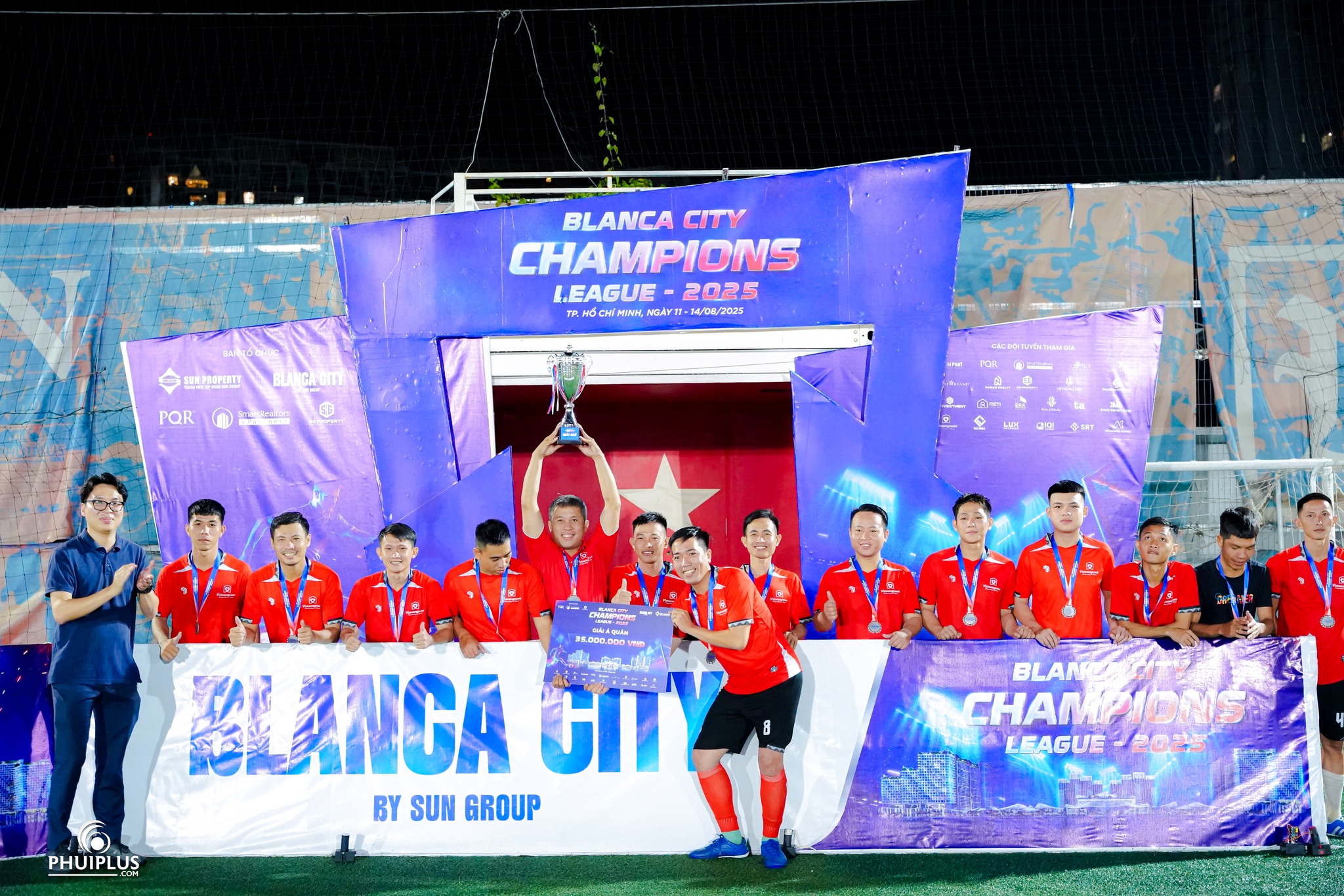 537972106 122136976784861536 4608262826308908837 n