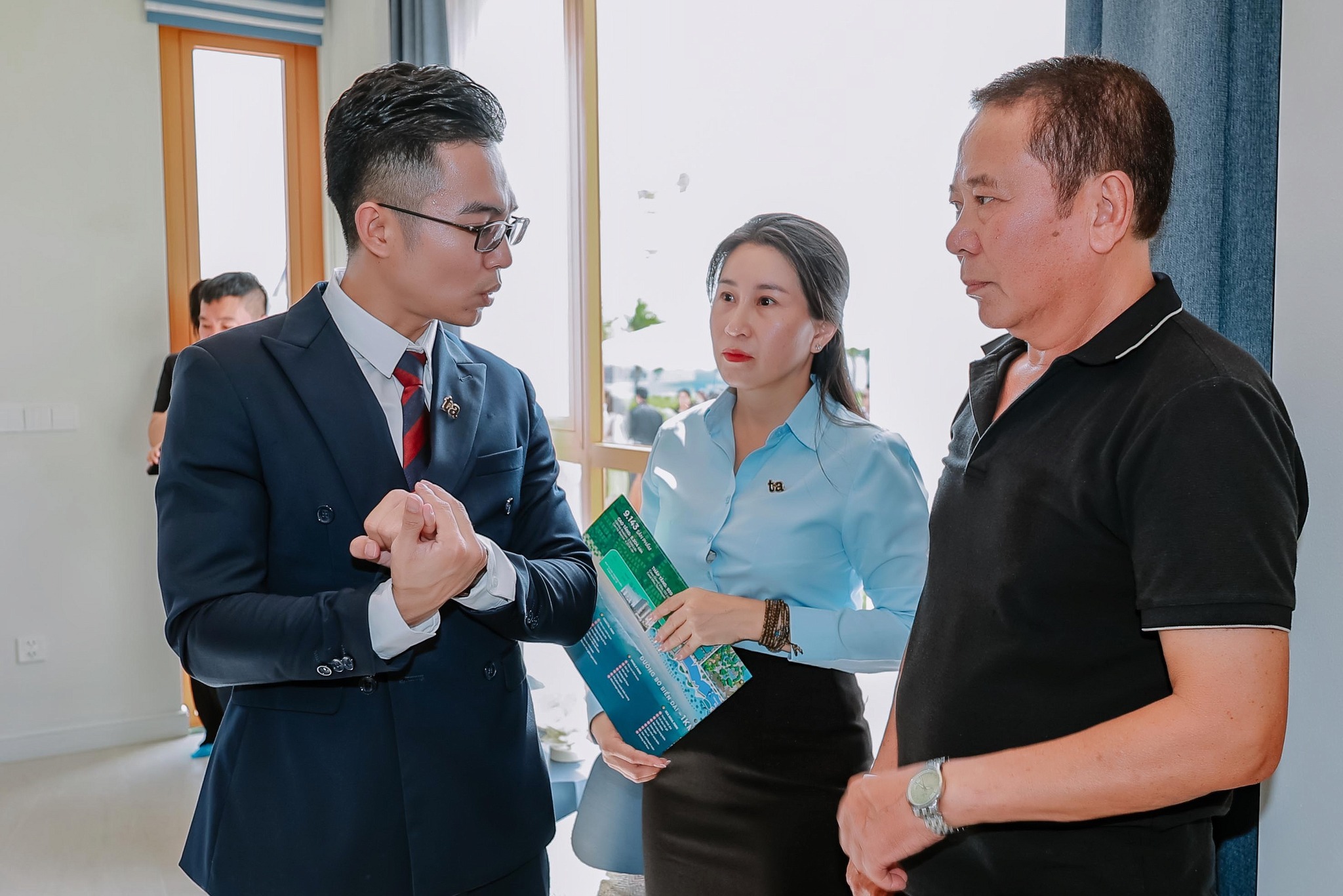 THĂNG HOA CẢM XÚC TẠI LỄ KHAI TRƯƠNG NHÀ MẪU THẤP TẦNG CASA - DỰ ÁN BLANCA CITY - VungTauLand.vn 5 565720978 122148490364861536 2383786241072157638 n