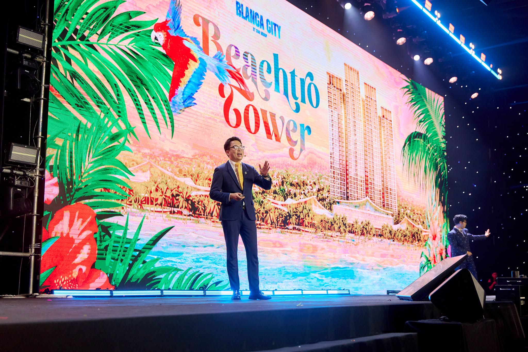 KICKOFF BEACHTRO TOWER: 3.000 CHIẾN BINH KHAI MỞ CHƯƠNG MỚI BÊN BIỂN NHIỆT ĐỚI - VungTauLand.vn 3 759745498 1403444194981252 135069803558379397 n